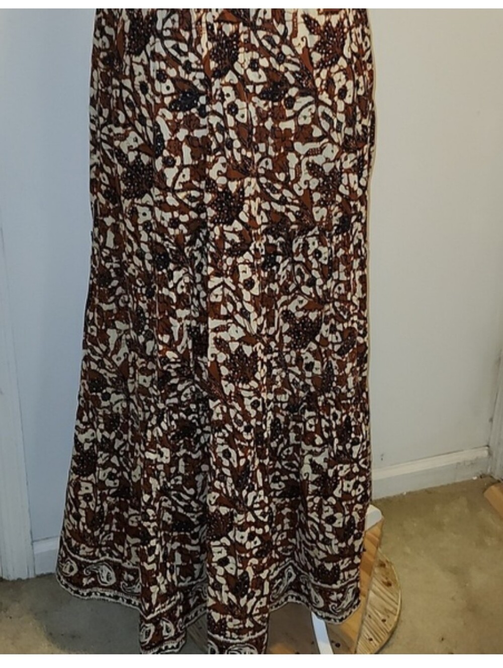 Love The Lable Maxi Floral Cotton Dress Cutout Back Ruffles Romantic - Picture 4 of 11